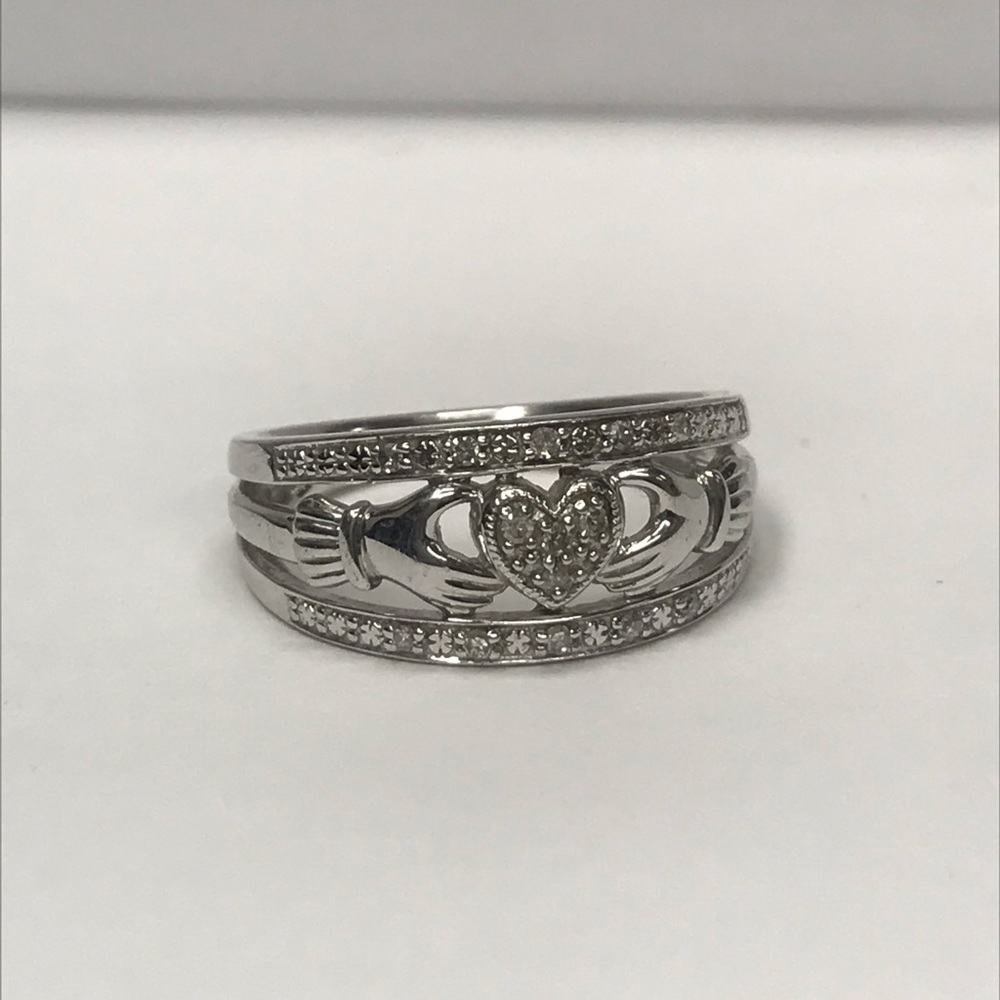 People’s Ring size 7